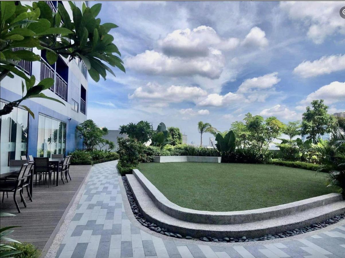 Appartamento Awesome Value, Great Location Manila Esterno foto
